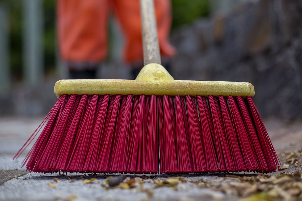 broom, cleaning, sweep-6310388.jpg